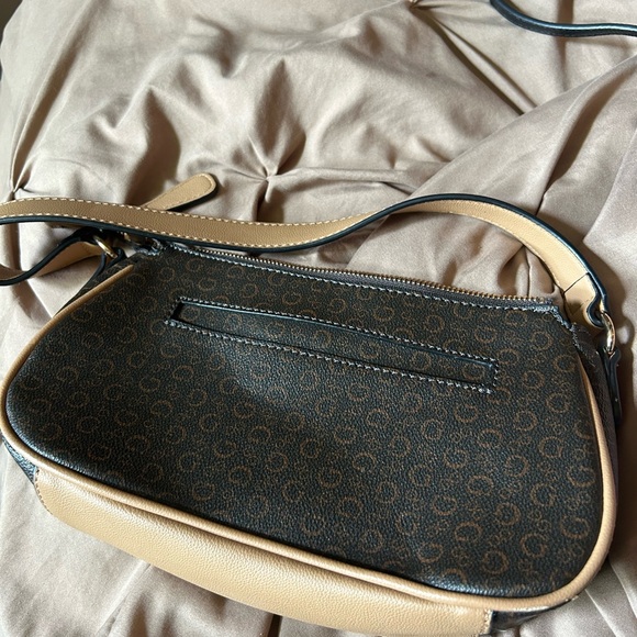 Brown GUESS shoulder bag - Picture 3 of 4